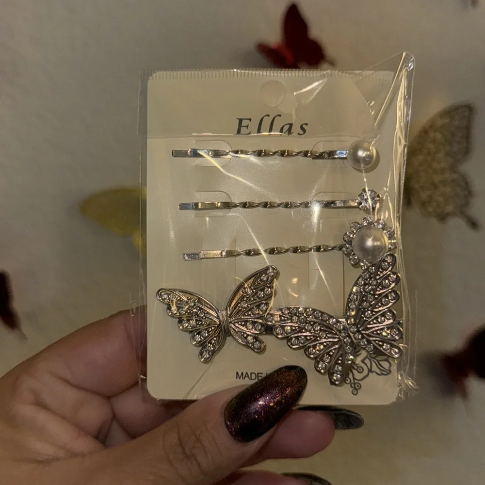 Butterfly 🦋 hair‎ clips new